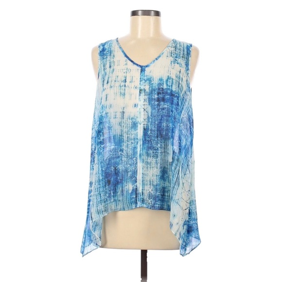 TWO BY VINCE CAMUTO SLEEVELESS BLOUS IN MIX SHADES OF BLUE IN SIZE MEDIUM - Picture 1 of 7